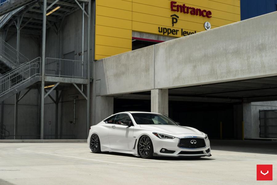  Infiniti Q60S 3.0t on Vossen Wheels (HF-2) 2018 года  (фото 22 из 28)